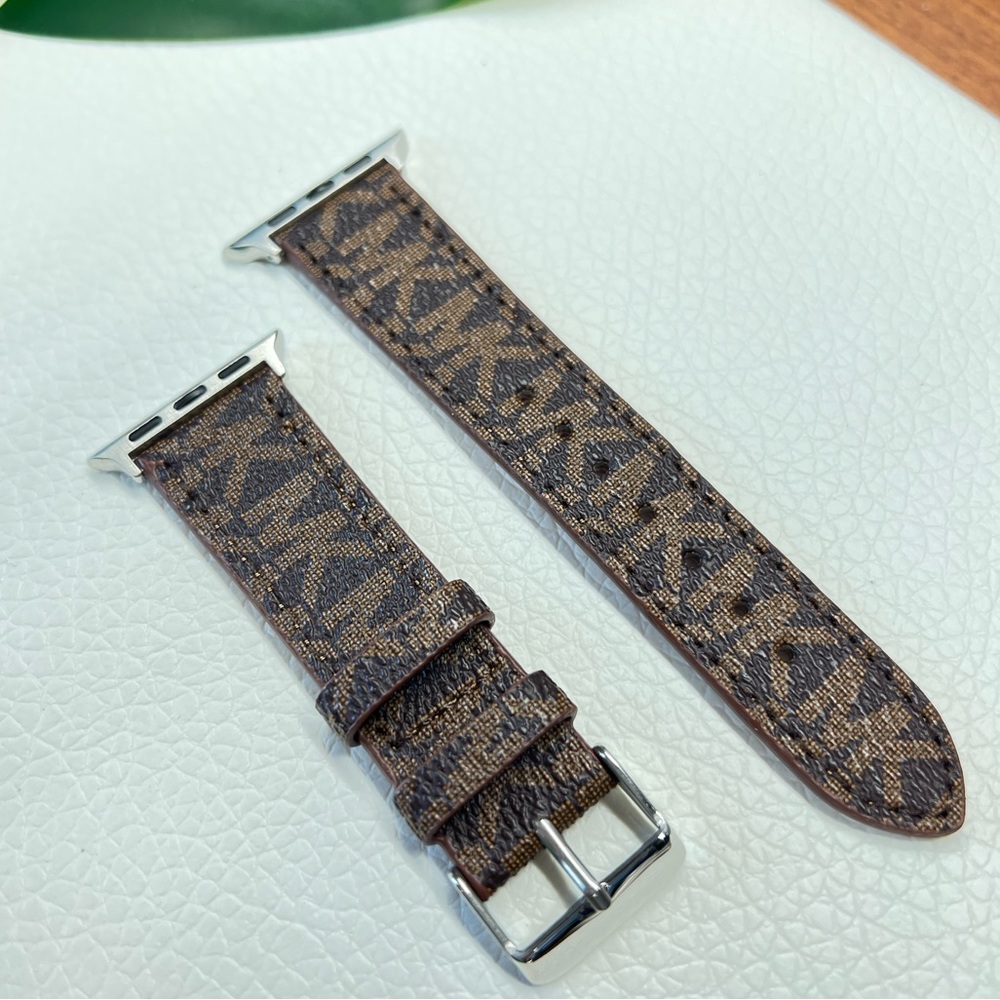 New Logo Watch Band (brown)
